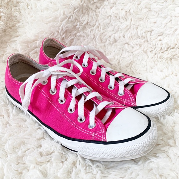 Converse Shoes - CONVERSE Chuck Taylor All Star Pink Canvas Low Top